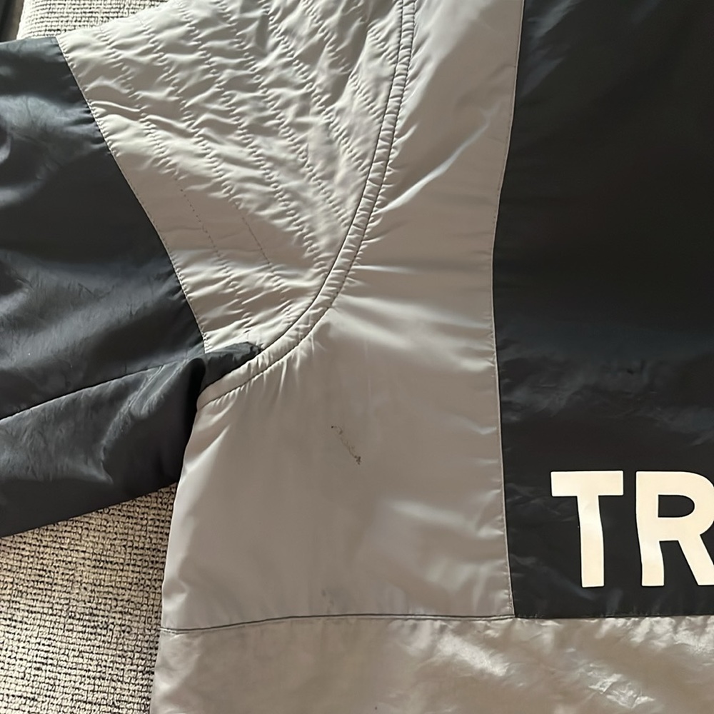 Tr Windbreaker - image 3